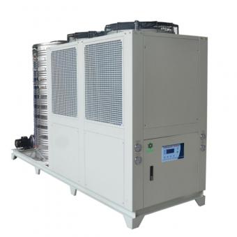 Enlarge the water tank chiller